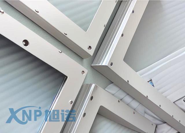 草莓视频APP在线下载光伏边框进行喷砂、阳极氧化加工的好处