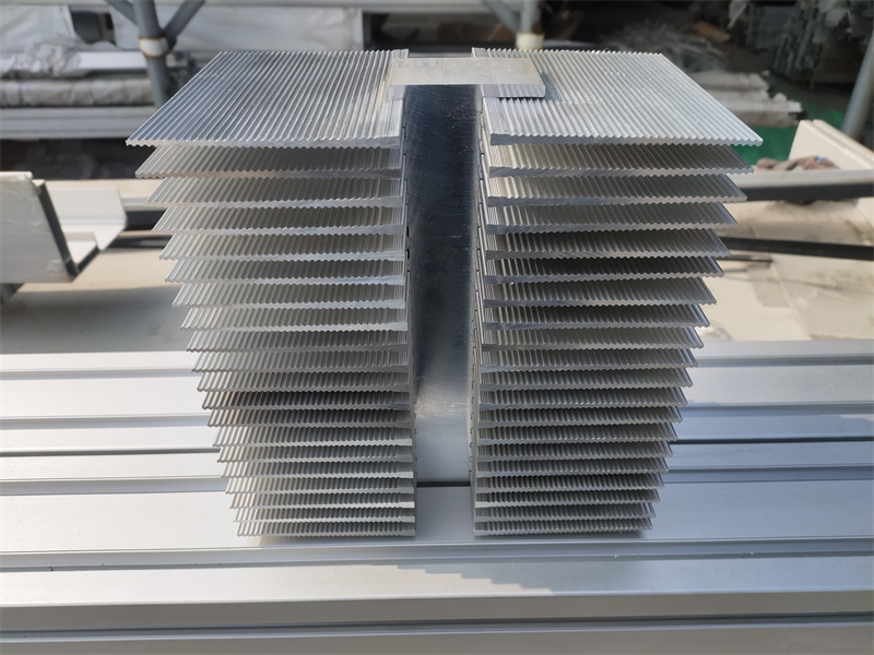 散热器草莓视频APP在线下载挤压开模定制