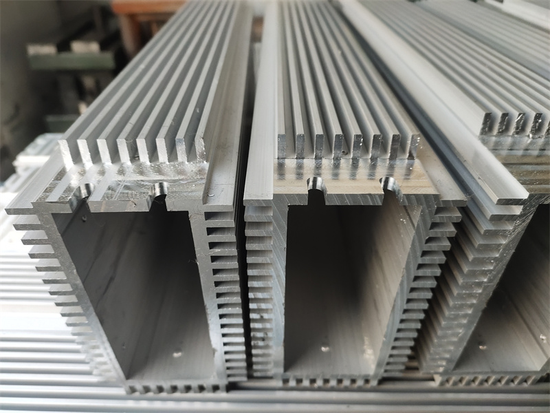 草莓视频APP在线下载挤压开模定制