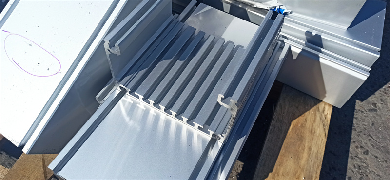 开模定制工业草莓视频APP在线下载